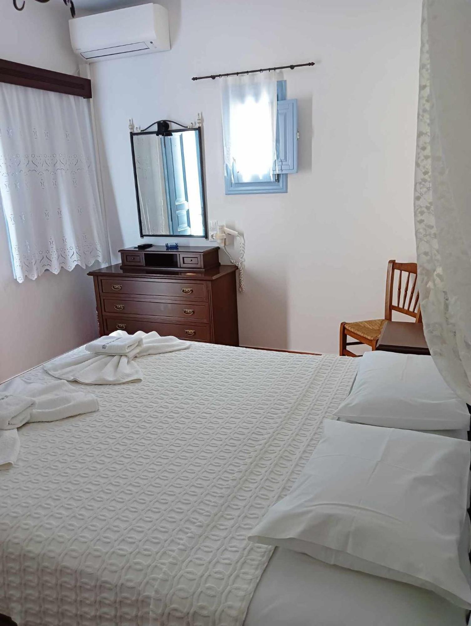 Anemousa Hotel Folégandros Zewnętrze zdjęcie