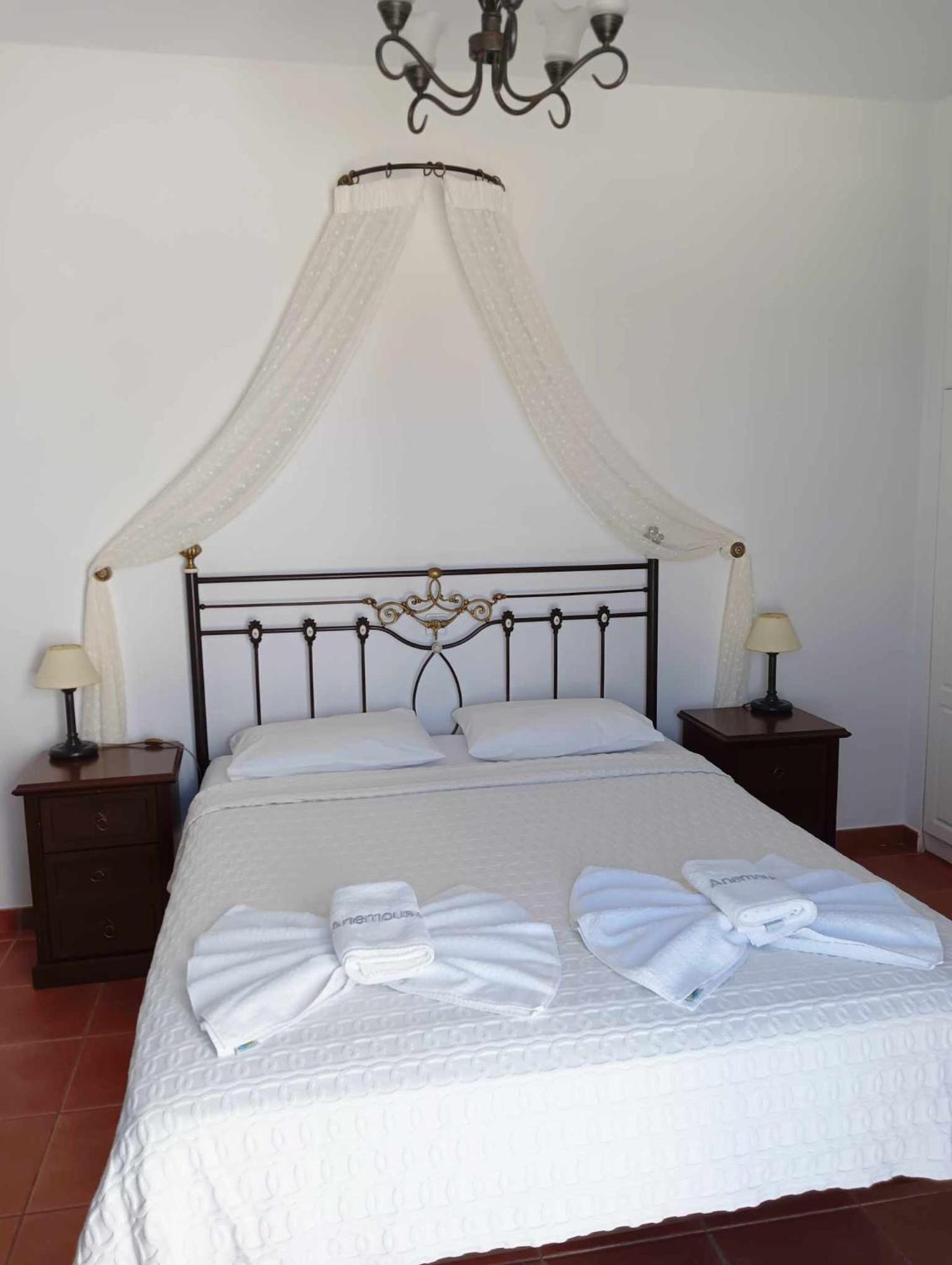 Anemousa Hotel Folégandros Zewnętrze zdjęcie